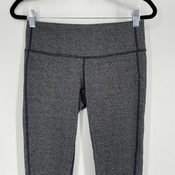 Athleta Chaturanga Herringbone Print Leggings Size XS Stretch Crop Workout Gray - Picture 2 of 10
